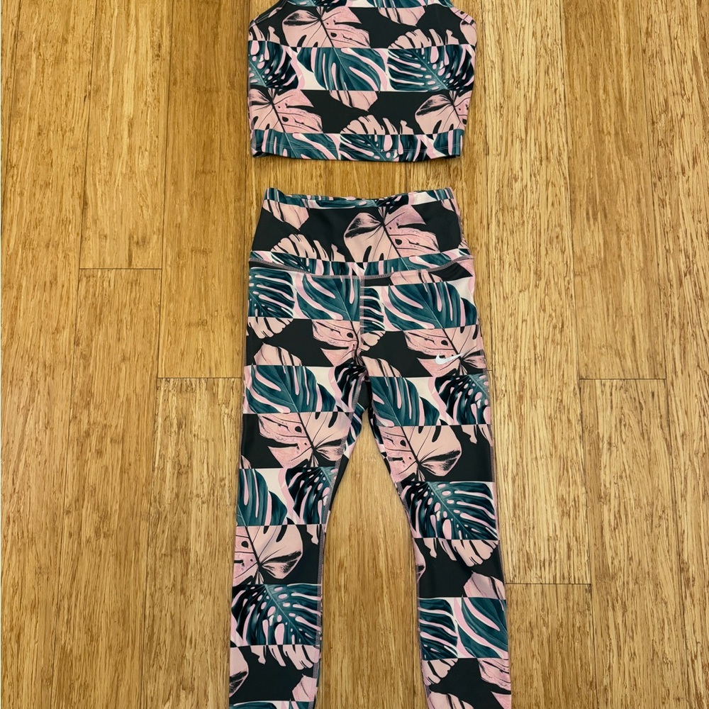 Nike Pink and Teal Leaf Print Dri-FIT Set
